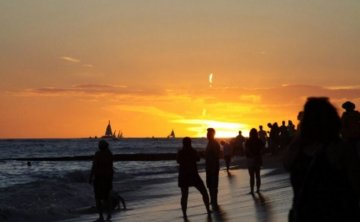 因为我买不起房女朋友和我分手，没钱分手