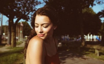 女朋友提出分手了，只是因为我没钱，女朋友因为钱离开我