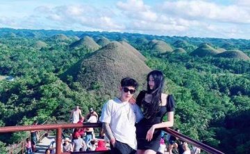 把妹聊天案例-跪舔2年的女神，成了渣男手里的「提款机」，老狗逼的「玩物」