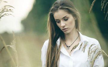 男人男方男生分手后和我保持暧昧是爱我吗？