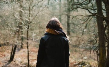 分手后的暧昧女人女方女生是不是不喜欢我了？