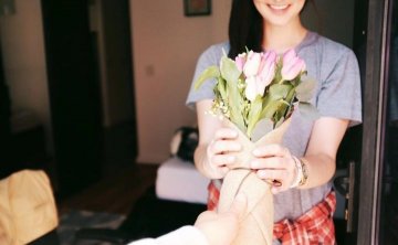 追女生约会聊天案例丨力挽狂澜，3段话逆转劣势！你终于笑了，好暖|连载04