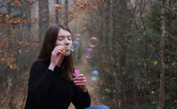 已婚情人生气不理我了怎么办？值得挽回吗？