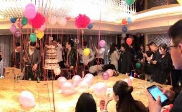 恋爱达人的日常操作案例：我与轰趴夜D杯“赵丽颖”和王者玩咖妹的湿润故事！