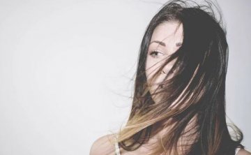 跟老婆说话她不理我，要挽回吗？我好难受