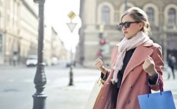 第三者插足离婚赔偿，哪些情况能够获得第三者导致离婚的赔偿