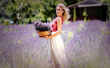 和第三者结婚会幸福吗，婚外情和第三者结婚会长久吗？