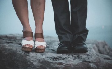 我对象久久不回复我信息怎么办？值不值得挽回吗？