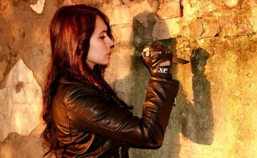 男友工作太忙不联系我，冷落我，该怎么挽回？