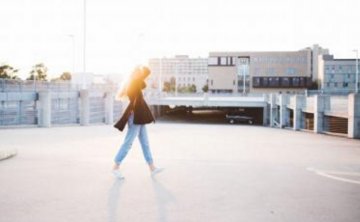 男朋友or前男友出轨又不和我分手这样好吗？