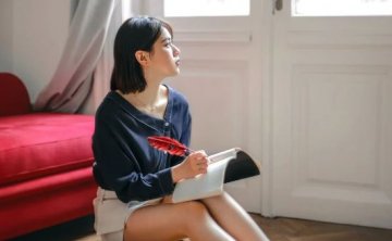 聊天没话题？冷场！尴尬！因为你没学这招