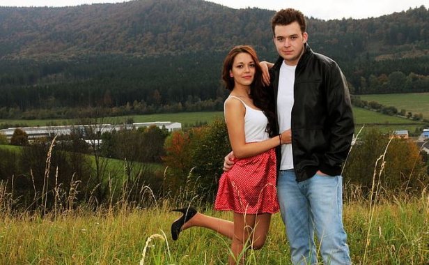 第一次和女生约会吃饭,第一次约会吃饭聊什么,恋爱秘籍