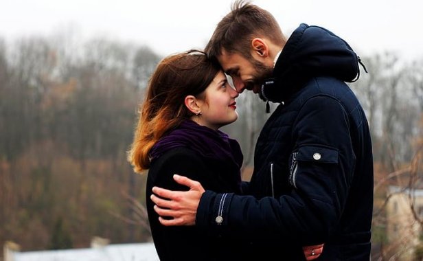 老婆性冷淡会不会有外遇，女人性冷淡是外遇吗？