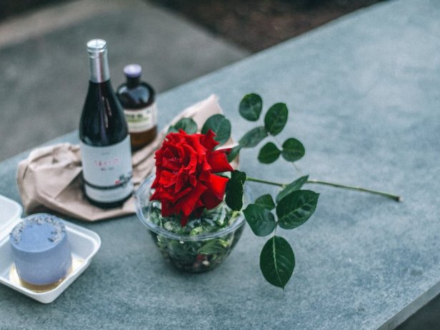 分手后前男友不找我了,前男友很关注你为什么不找你?能挽回吗?