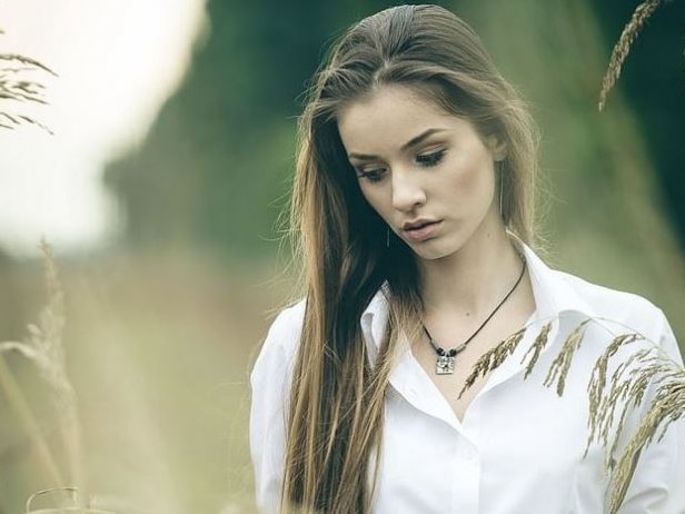 男人男方男生分手后和我保持暧昧是爱我吗？