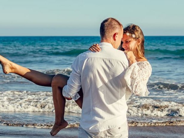 婚外情分手了要不要挽回，婚外情分手了怎么挽回