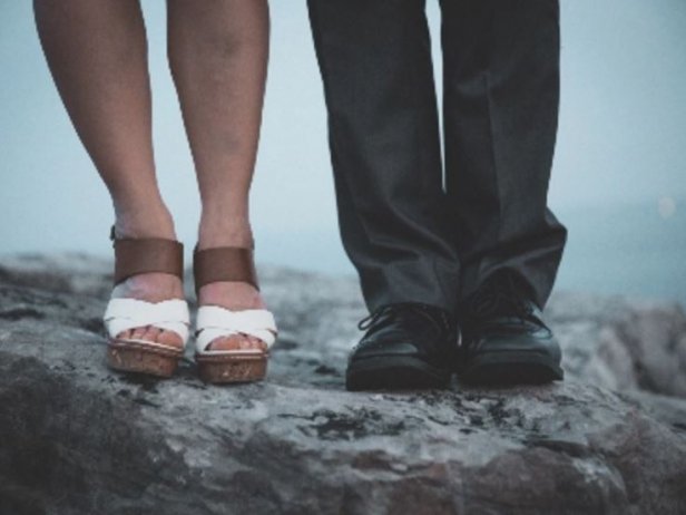 我对象久久不回复我信息怎么办？值不值得挽回吗？