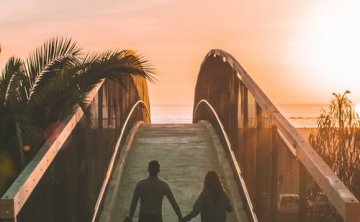 女生吊着你玩的特征-这9点细节看出