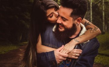 什么样的男生容易被女生当成备胎-没有独立人格