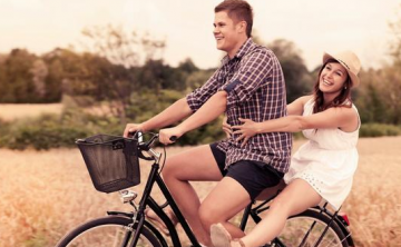 遇到一见钟情的女生怎么追？如何追一见钟情的女生？