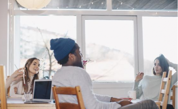 怎么让女生关注你？让女生关注你的技巧！