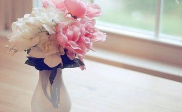 初恋各自成家后还能做朋友吗-永远也不要碰面和相见