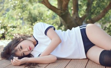 和女生聊天没话题怎么办？教你如何聊天吸引女生