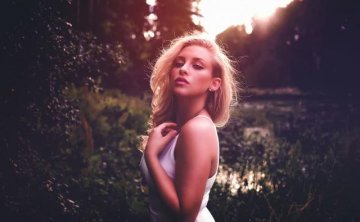 如何判断女生是否喜欢我？女生喜欢你的表现！