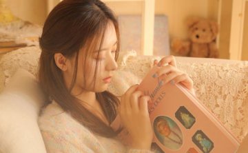 哄女孩子开心高情商的话