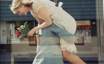 追求的女生太矜持怎么办？怎样追求矜持的女生？