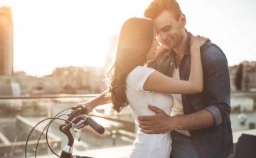 女生不喜欢我怎么办？女生不喜欢我的表现有什么？