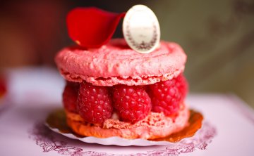 隔着屏幕生气了怎么哄男朋友