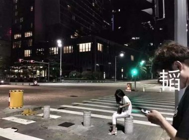 追女生聊天案例-侧脸长得像李若彤的女孩,这是我和小龙女的故事!