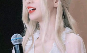 杨颖baby还是可以的吧，这种精灵公主形象