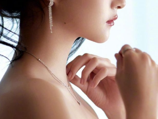 关晓彤全屏壁纸