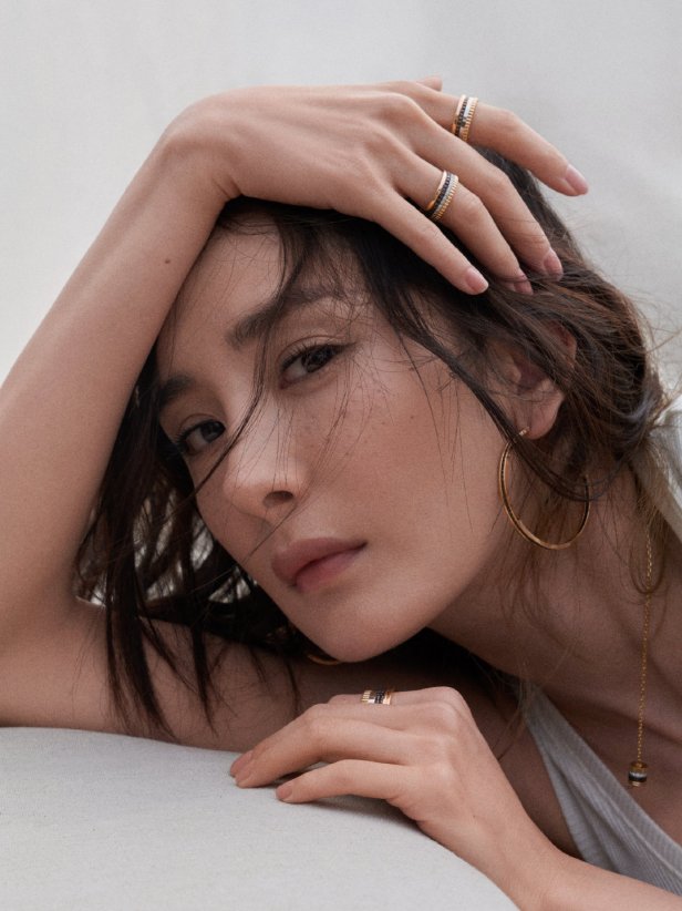 杨幂《MadameFigaro中文版》六月刊